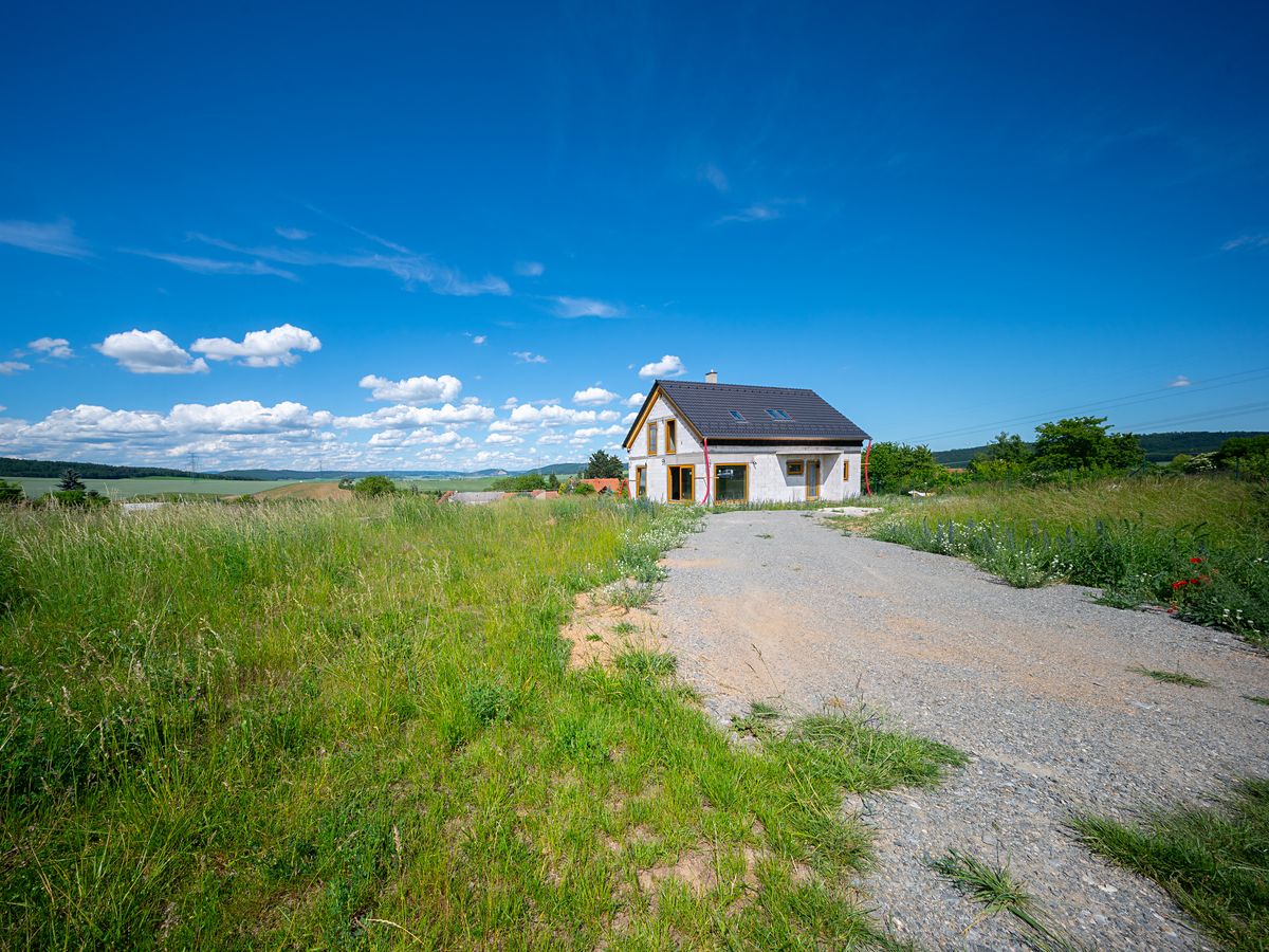 Prodej rodinného domu 155 m², pozemek 1000 m²