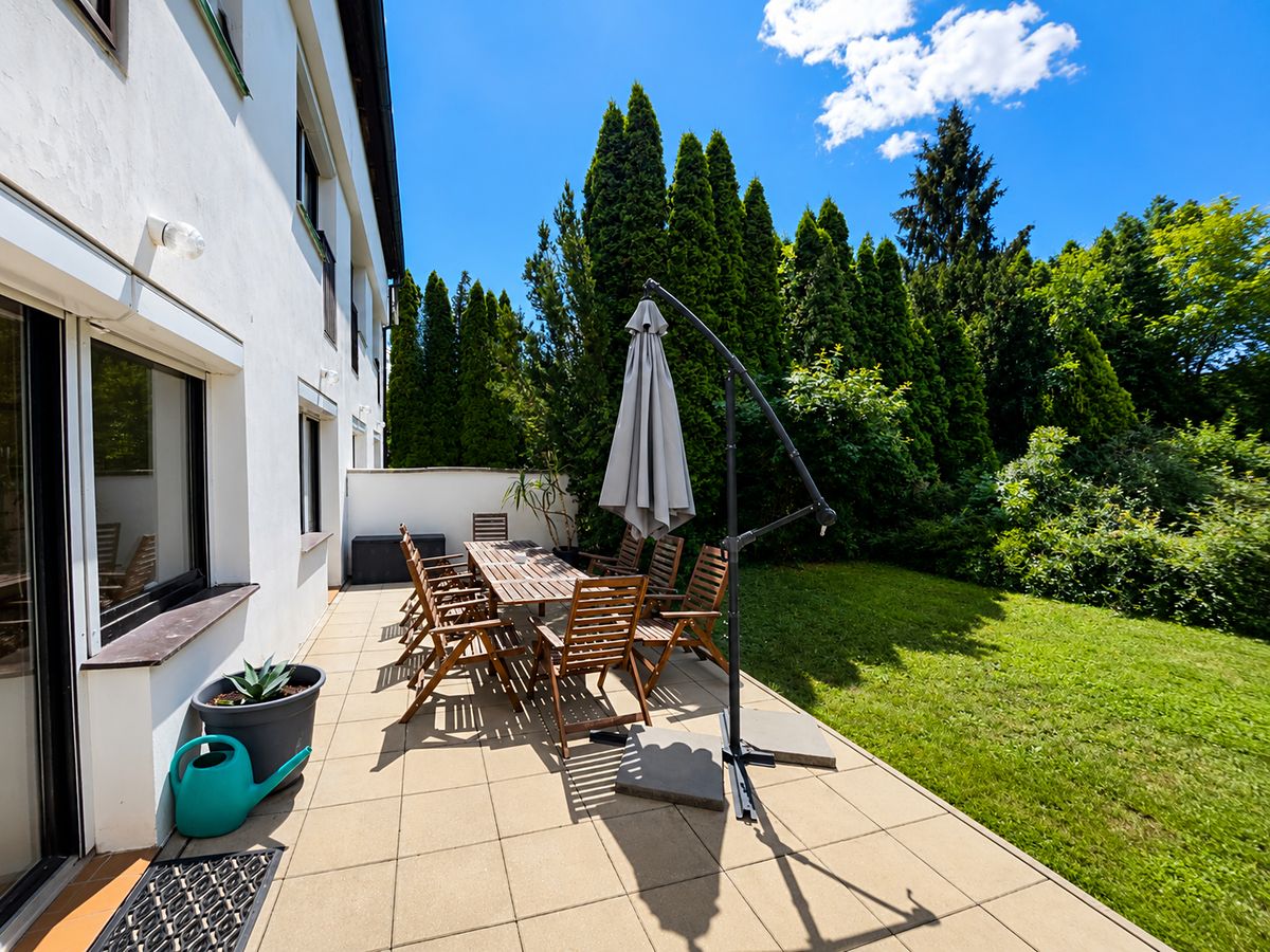 Pronájem vily 380 m², pozemek 1140 m² – fotografie 4