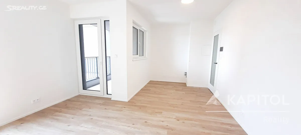 Pronájem bytu 1+kk 40 m² – pohled 3