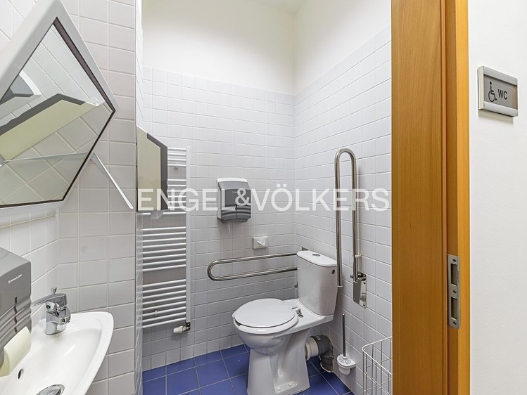 Pronájem komerčního prostoru, 34 m² (11 z 12)