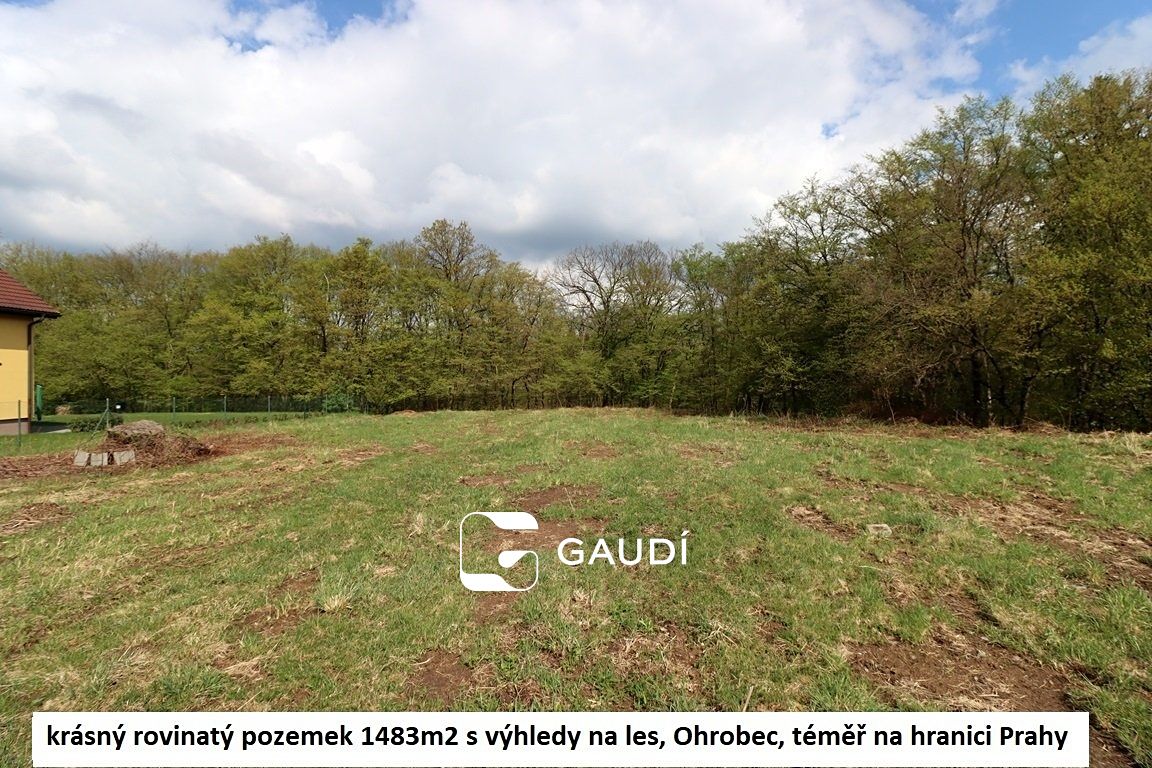 Prodej stavebního pozemku 1483 m²