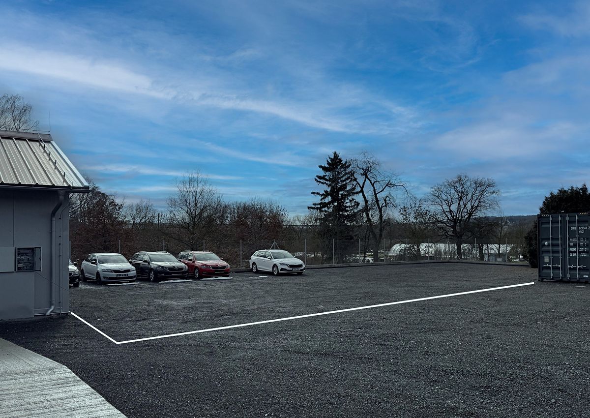 Pronájem komerčního pozemku 600 m² – fotografie 3