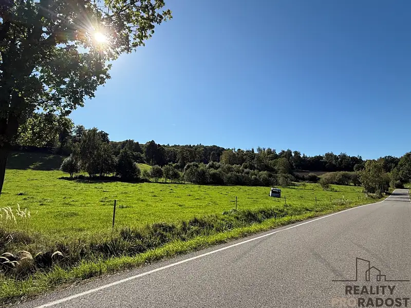 Prodej pozemku 810 m², Nestrašovice – náhled fotky 2