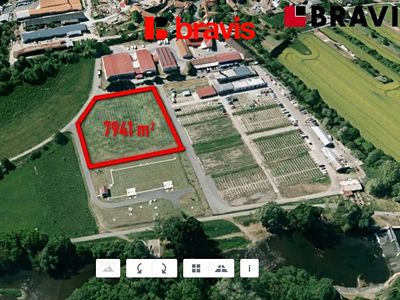 Pronájem komerčního pozemku 7941 m²