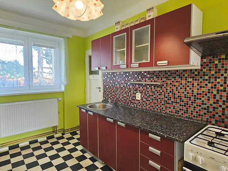 Pronájem bytu 2+1 50 m², Kolín – náhled fotky 2
