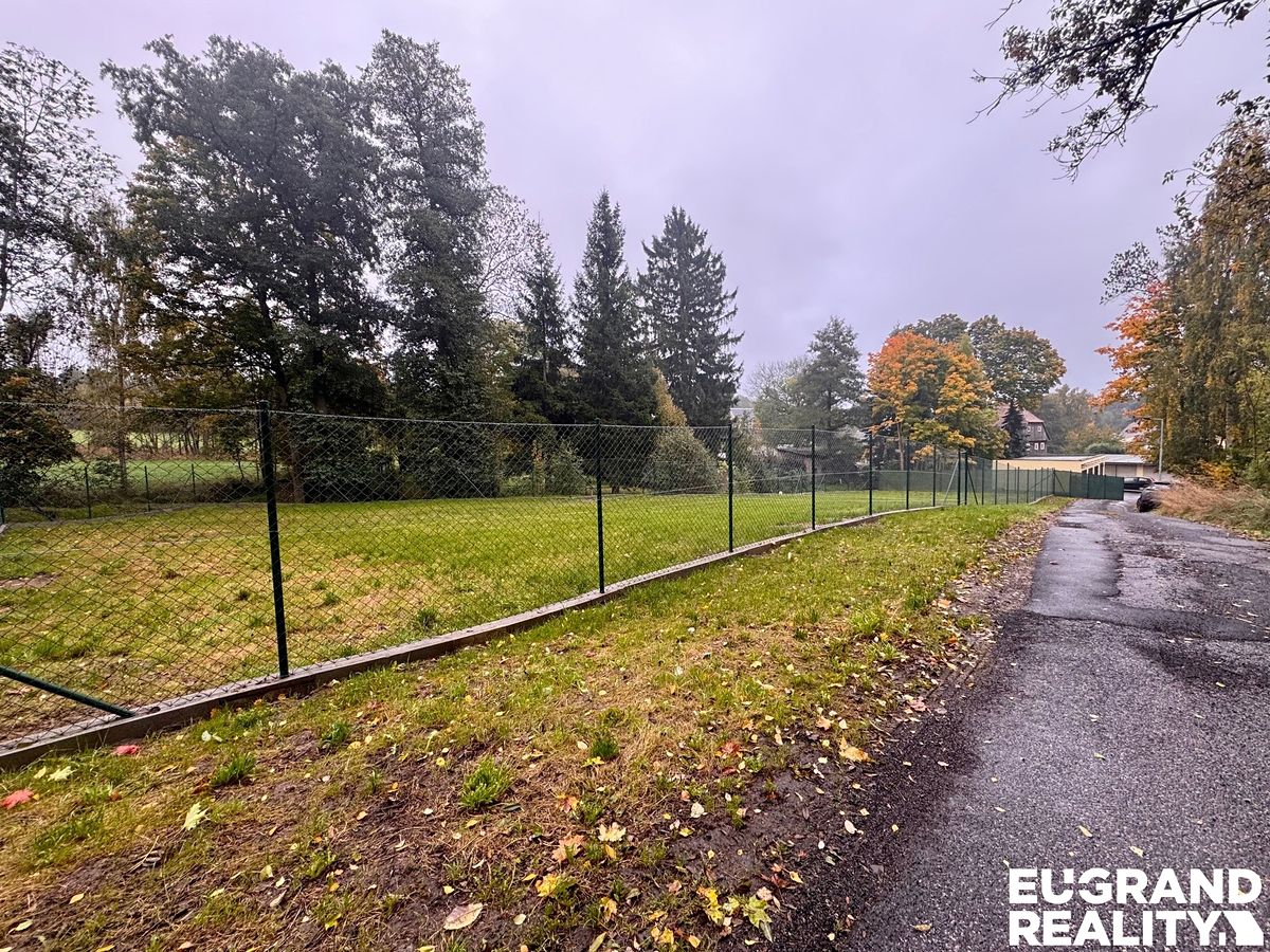 Pronájem zahrady 250 m² – fotografie 5