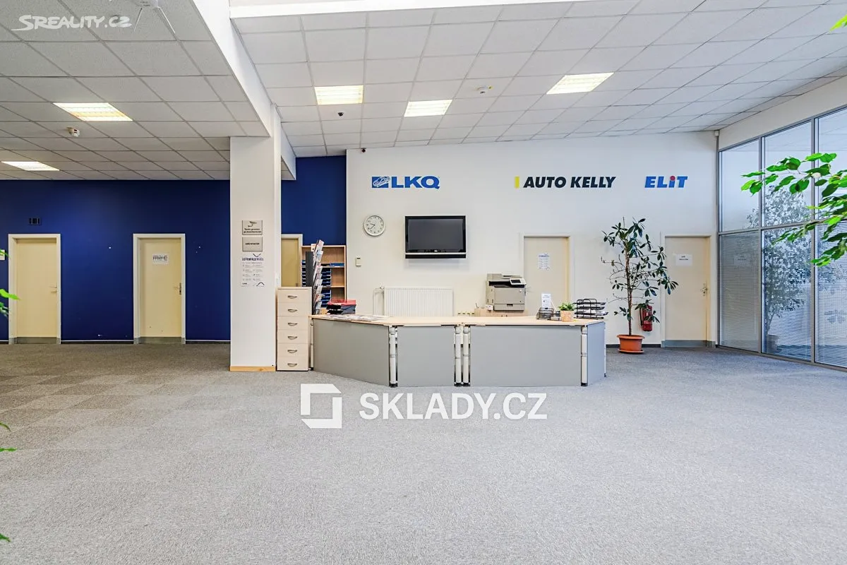 Pronájem kanceláře 1000 m² – pohled 2