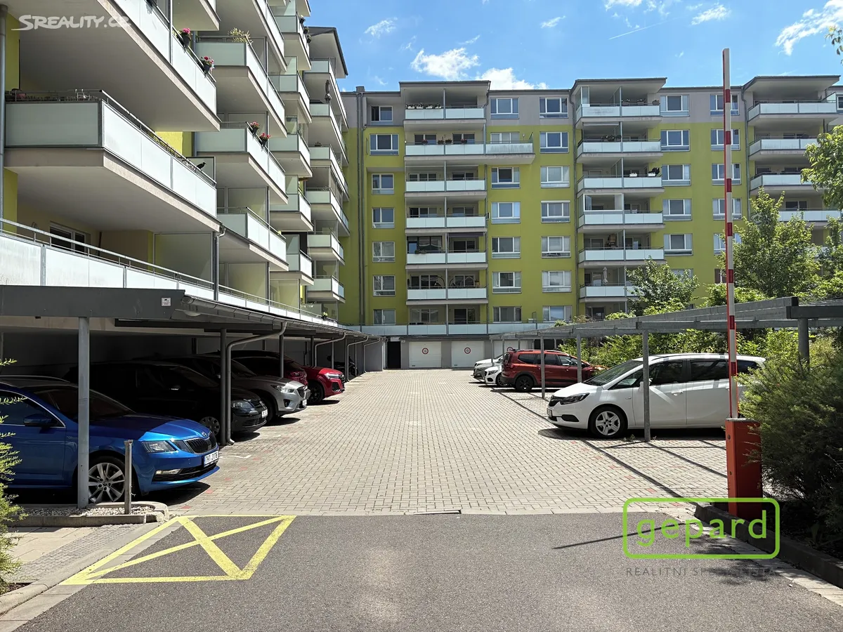 Prodej garážového stání 13 m², Olomouc