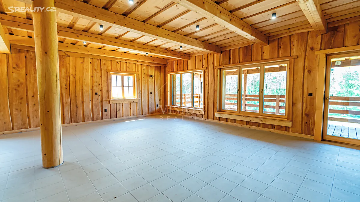 Prodej rodinného domu 129 m², pozemek 1333 m² – pohled 2