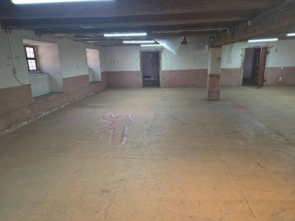 Pronájem skladového prostoru 196 m²