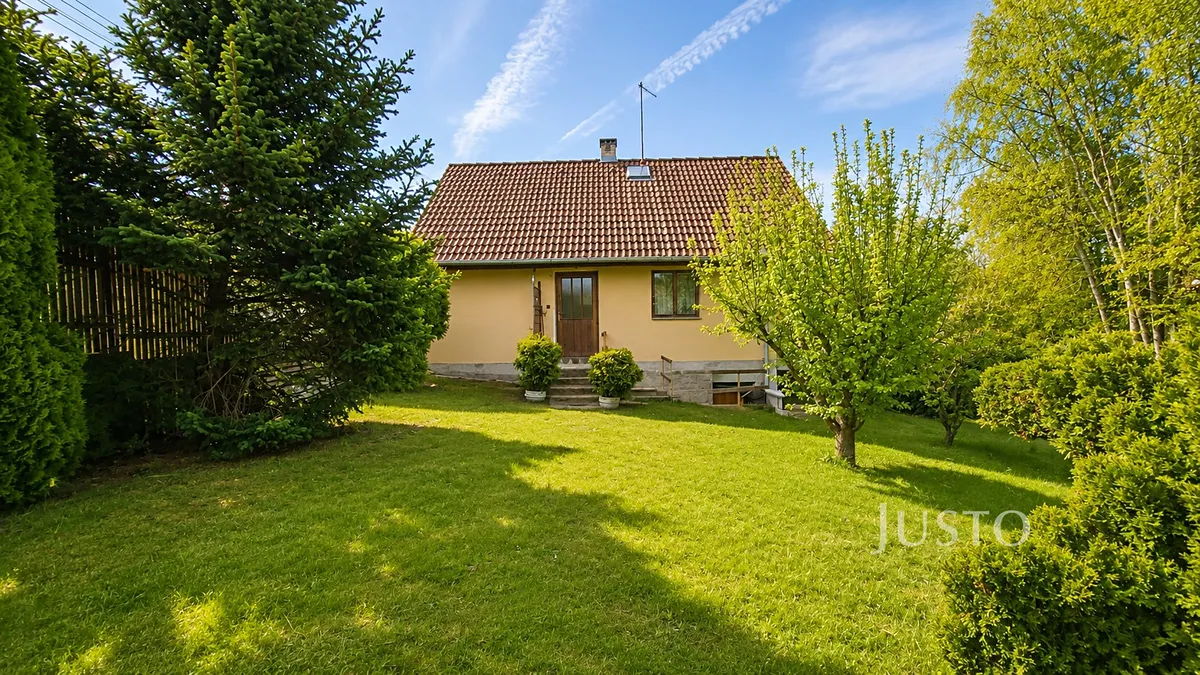 Prodej rodinného domu 100 m², pozemek 426 m²