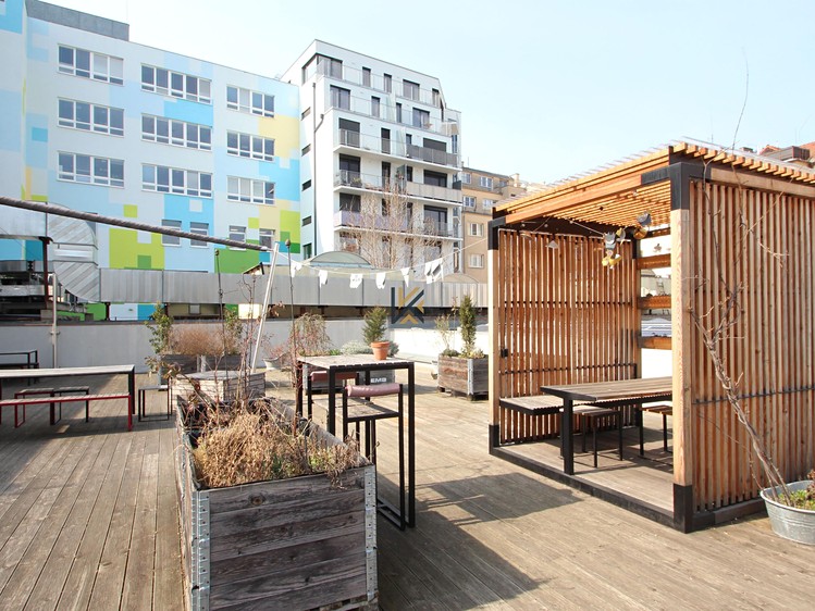 Pronájem komerčního prostoru, 706 m² (8 z 9)