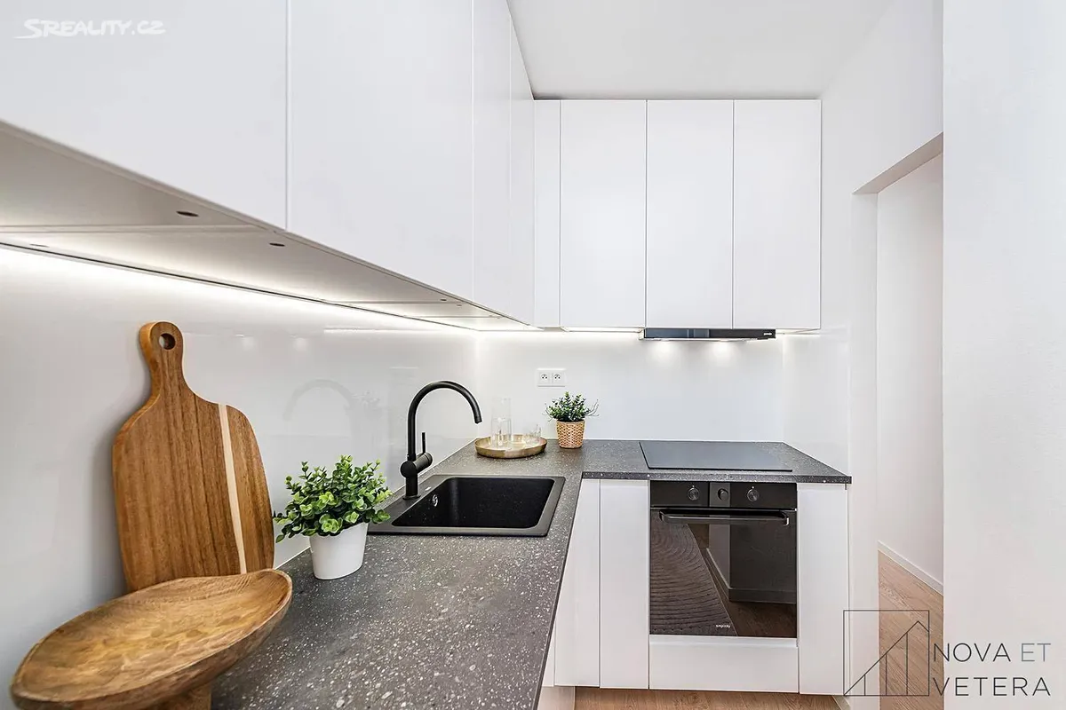 Prodej bytu 4+kk 76 m² - Widok 2