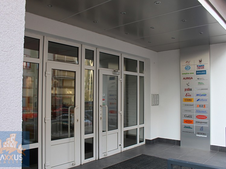 Pronájem komerčního prostoru, 17 m² (3 z 3)