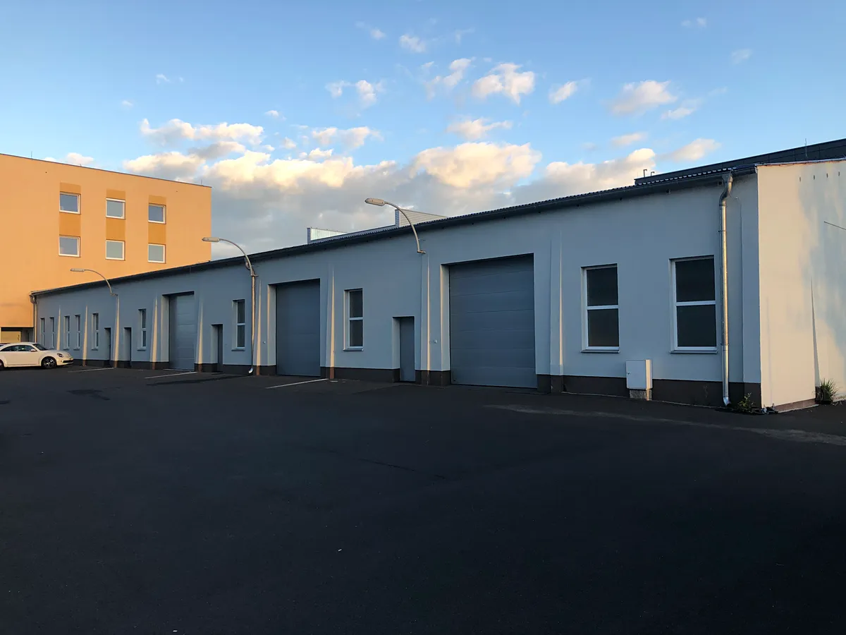 Pronájem obchodního prostoru 550 m²