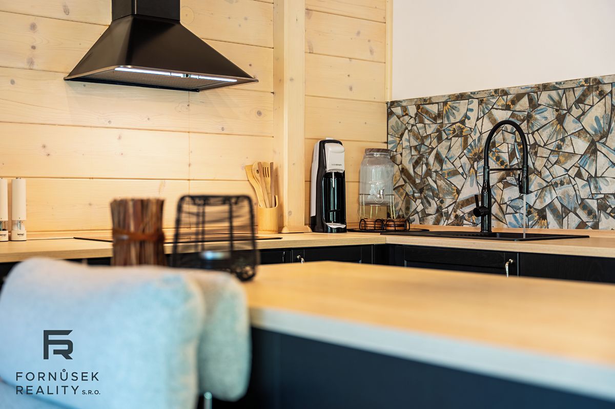 Prodej rodinného domu 60 m², pozemek 3669 m² – fotografie 4