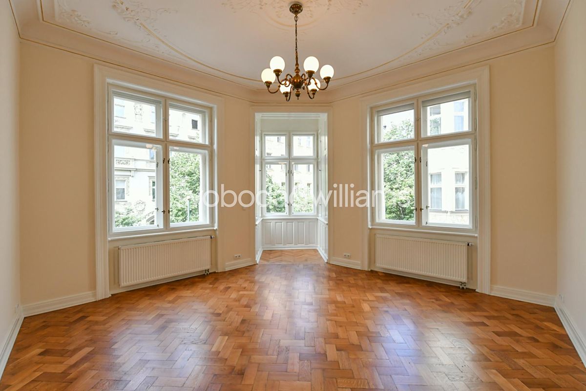Pronájem bytu 4+1 151 m²