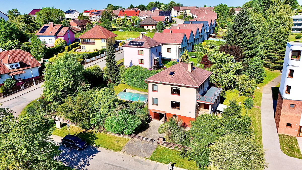 Prodej vícegeneračního domu 191 m², pozemek 1168 m²