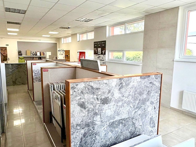 Prodej komerčního prostoru, 423 m² (18 z 29)