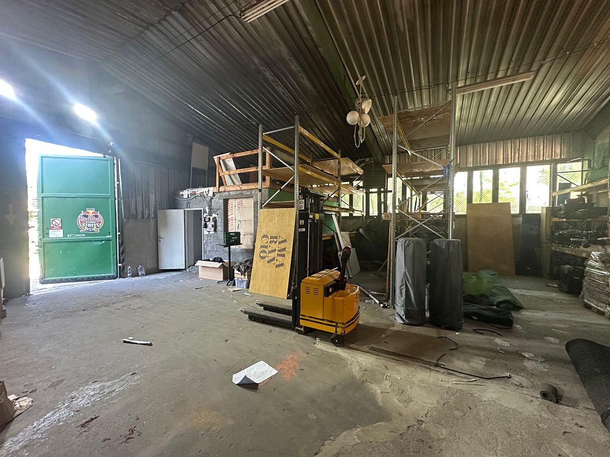 Pronájem skladového prostoru 721 m² – fotografie 3