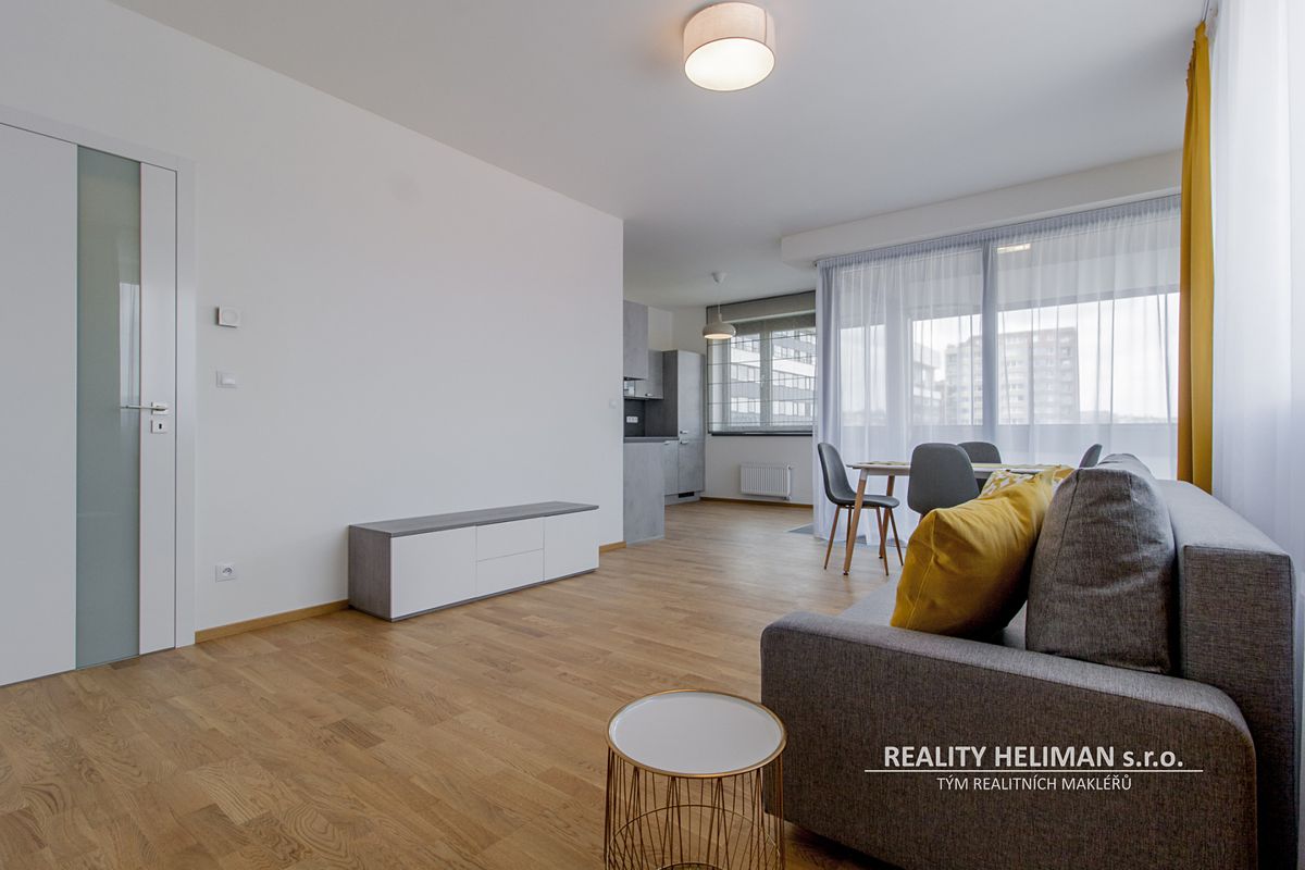 Pronájem bytu 2+kk 68 m²