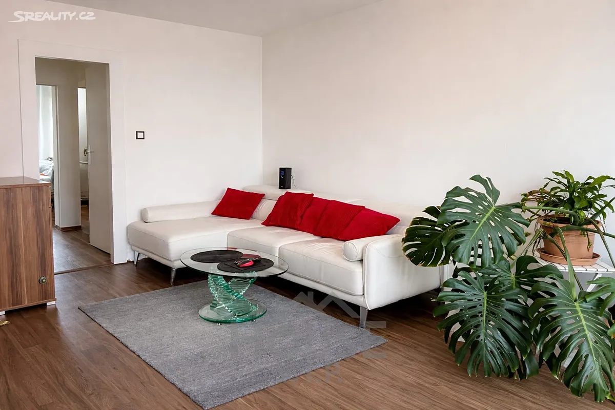 Prodej bytu 3+1 80 m² – pohled 3