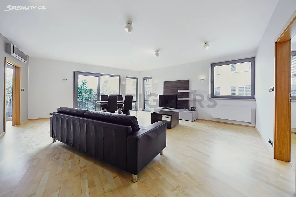 Pronájem bytu 3+kk 94 m², Brno