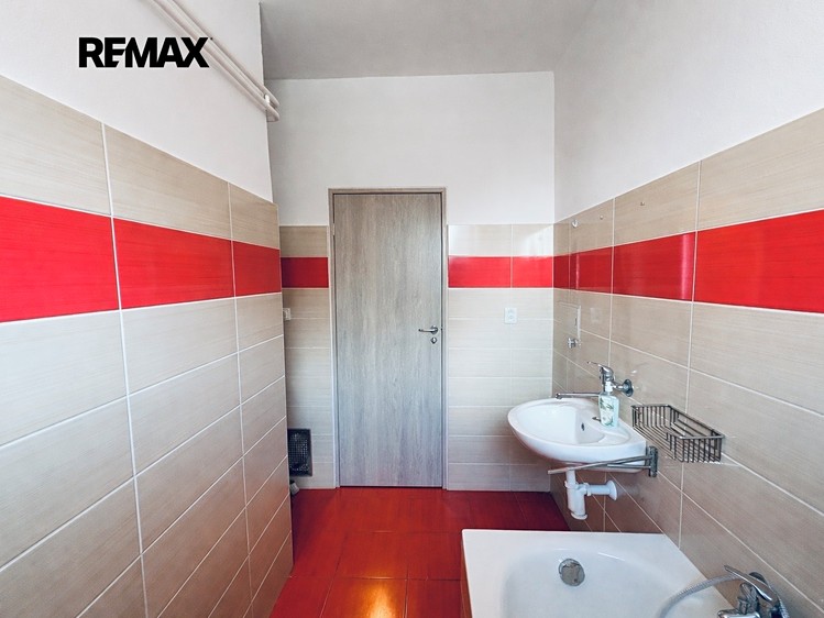 Квартира 2+1 на продаж, 57 м² (16 з 18)