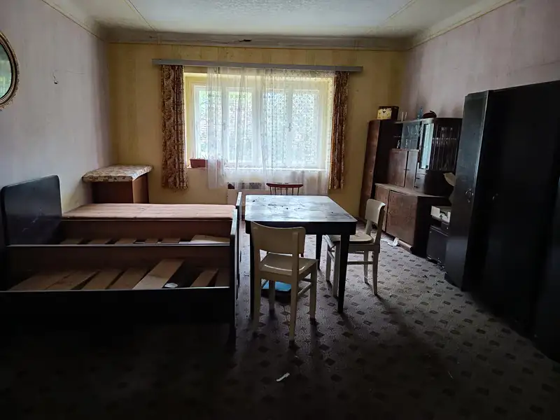 Prodej rodinného domu 200 m², pozemek 1100 m², Chožov – náhled fotky 2