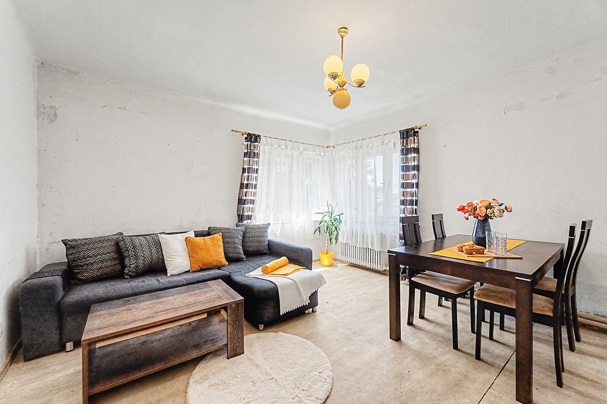 Prodej rodinného domu 250 m², pozemek 408 m² – fotografie 4