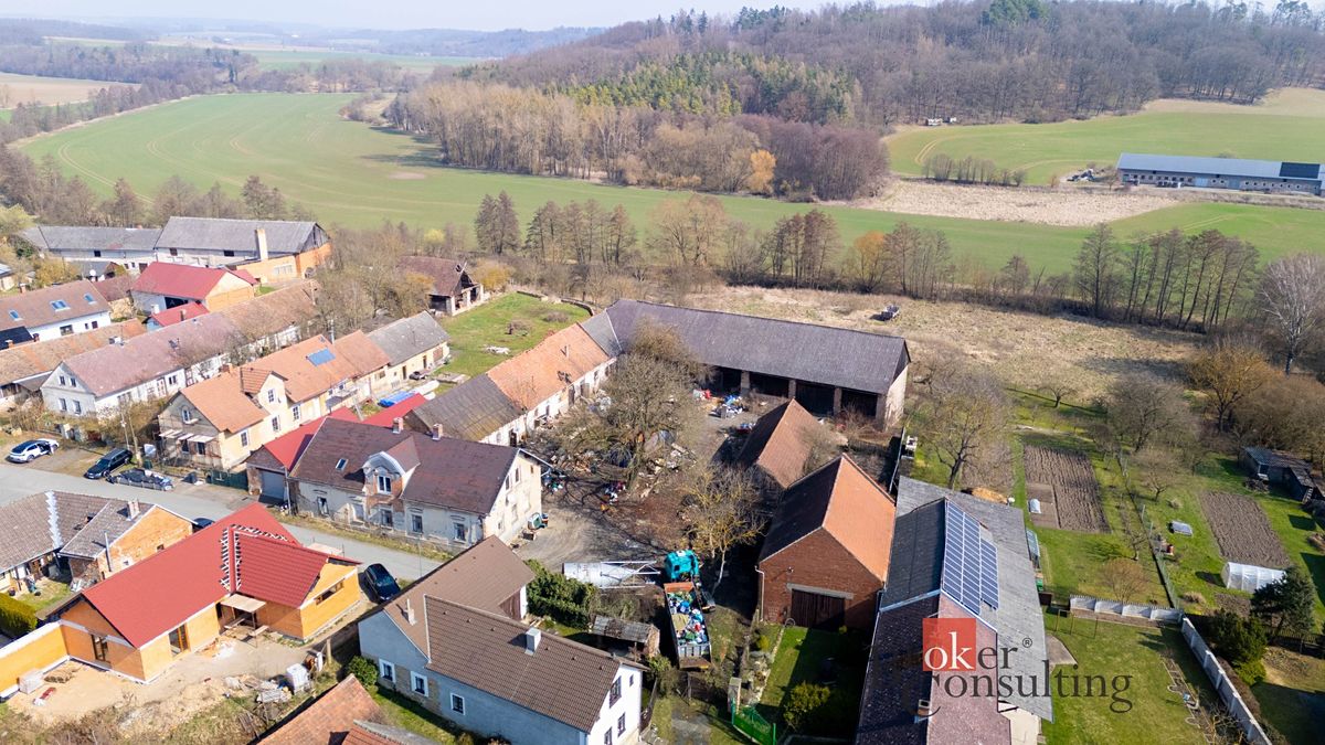 Prodej stavebního pozemku 5775 m² – fotografie 3