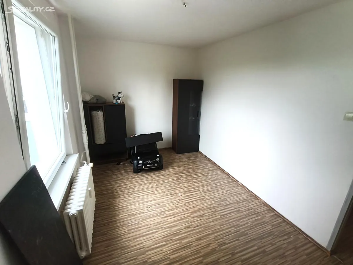 Pronájem bytu 2+1 49 m² – pohled 4