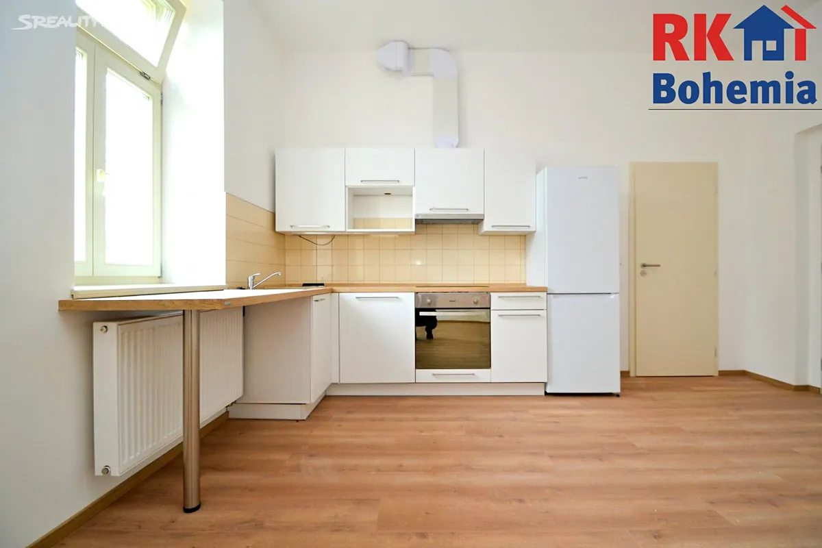 Pronájem bytu 1+kk 34 m², Český Brod