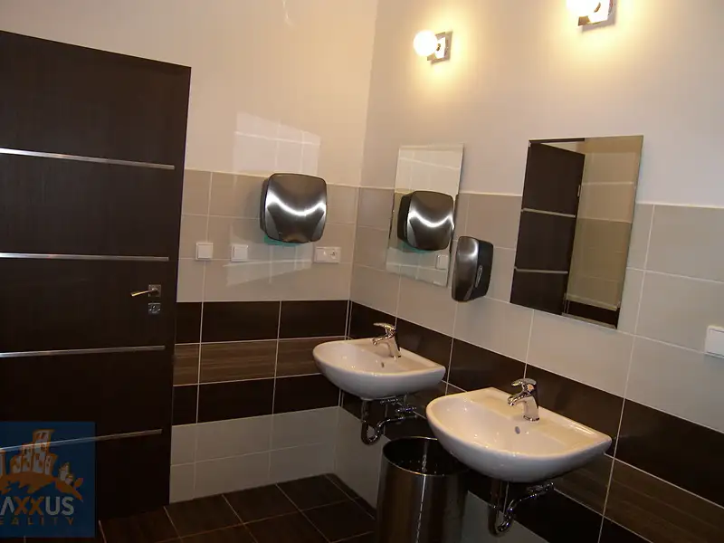 Pronájem kanceláře 38 m², Praha – náhled fotky 3