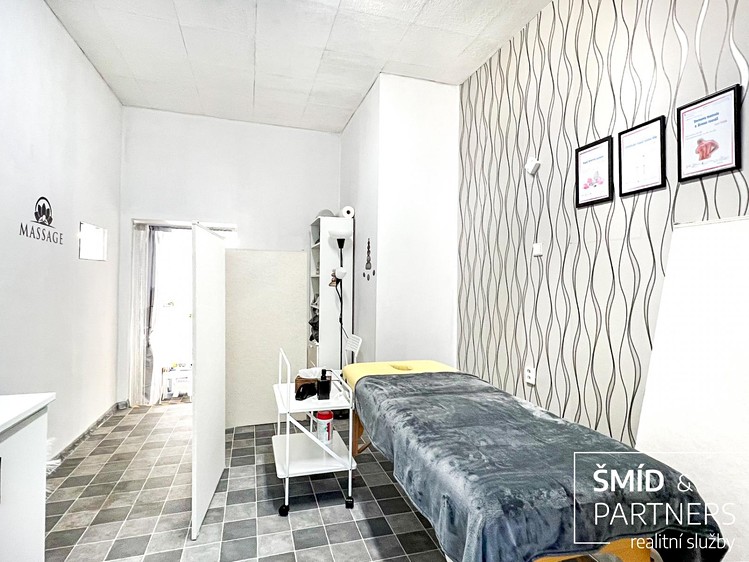 Комерційне приміщення на продаж, 100 м² (12 з 55)