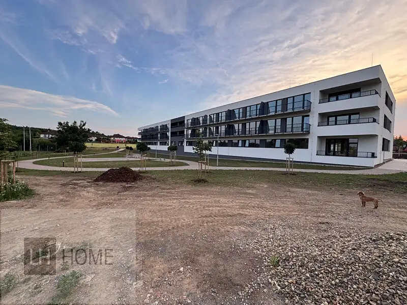 Prodej garážového stání 17 m², Velké Přílepy – náhled fotky 2