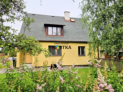 Prodej  rodinného domu 140 m², pozemek 832 m²