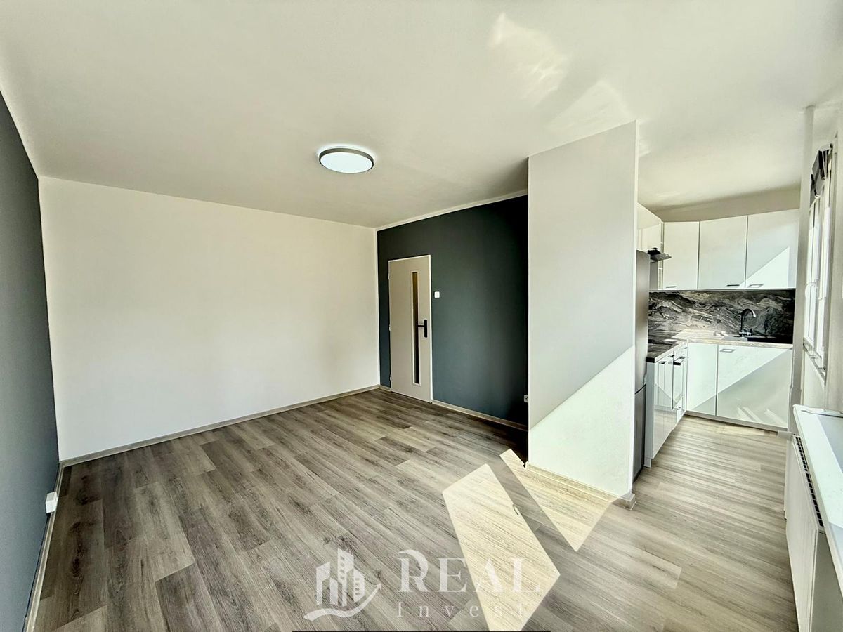 Prodej bytu 1+kk 28 m² – fotografie 3