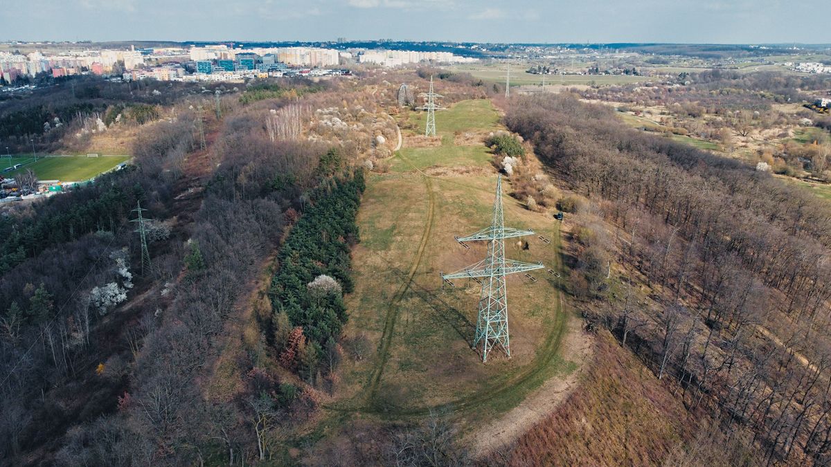 Pronájem louky 12685 m², Praha – fotka 1 z 3
