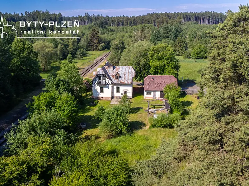 Prodej rodinného domu 120 m², pozemek 1280 m², Toužim – náhled fotky 2
