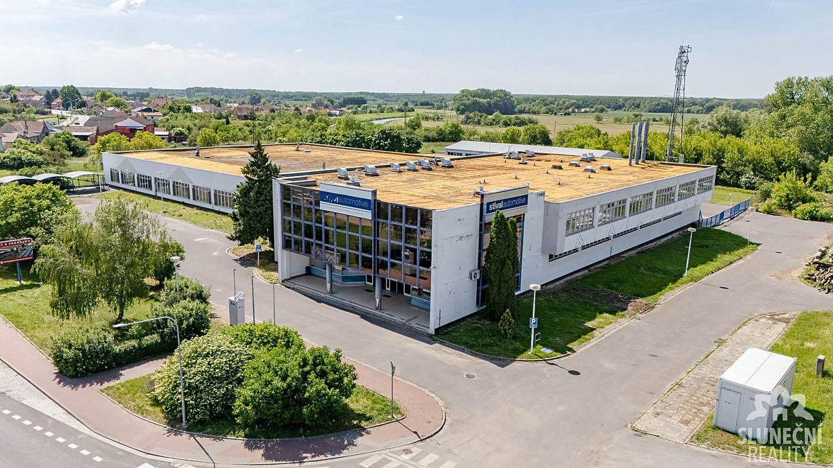 Pronájem skladového prostoru 8000 m²