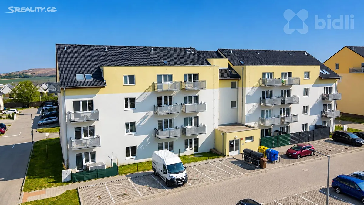Pronájem bytu 2+kk 52 m², Uherova