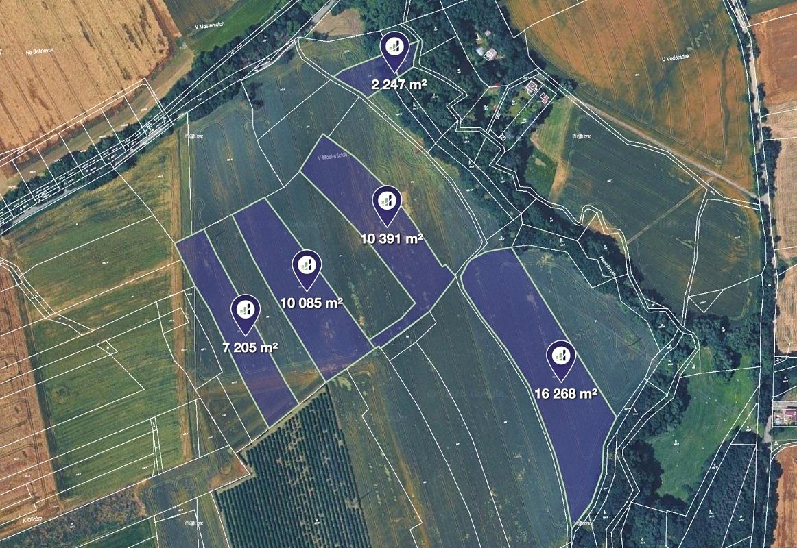 Prodej komerčního pozemku 46196 m², Strančice – fotka 1 z 3