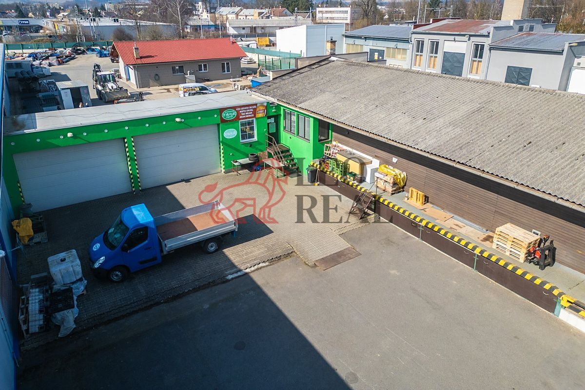 Prodej skladového prostoru 443 m²
