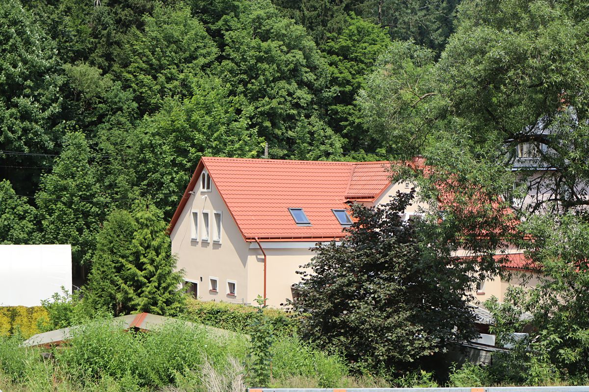 Prodej vícegeneračního domu 341 m², pozemek 833 m² – fotografie 3