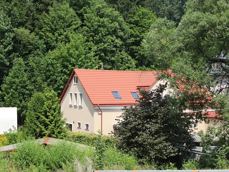 Prodej vícegeneračního domu 341 m², pozemek 833 m², Jablonec nad Nisou – náhled fotky 3