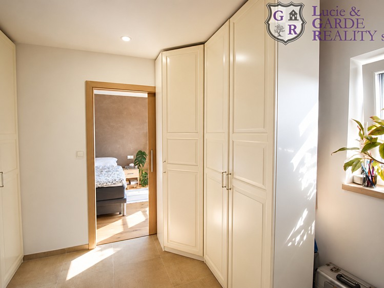 Квартира 3+kk на продаж, 69 м² (18 з 31)
