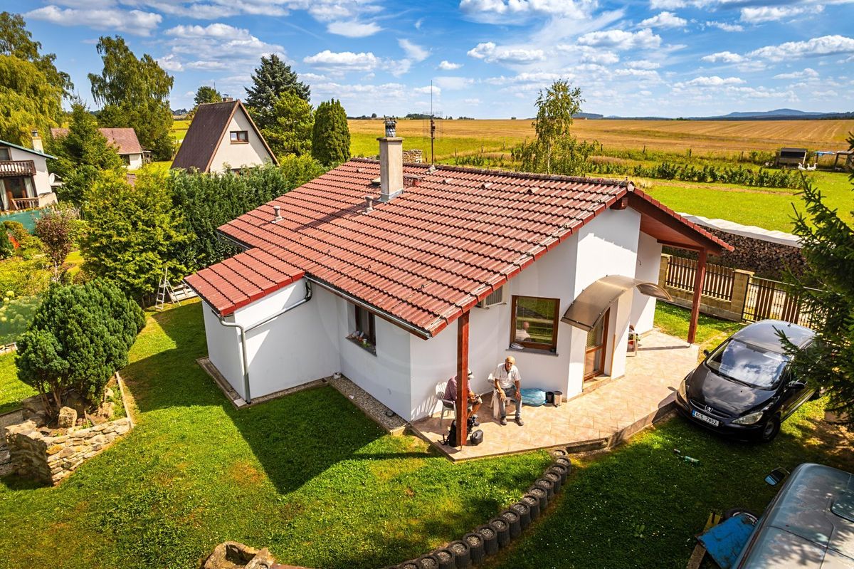 Prodej rodinného domu 70 m², pozemek 477 m² – fotografie 2