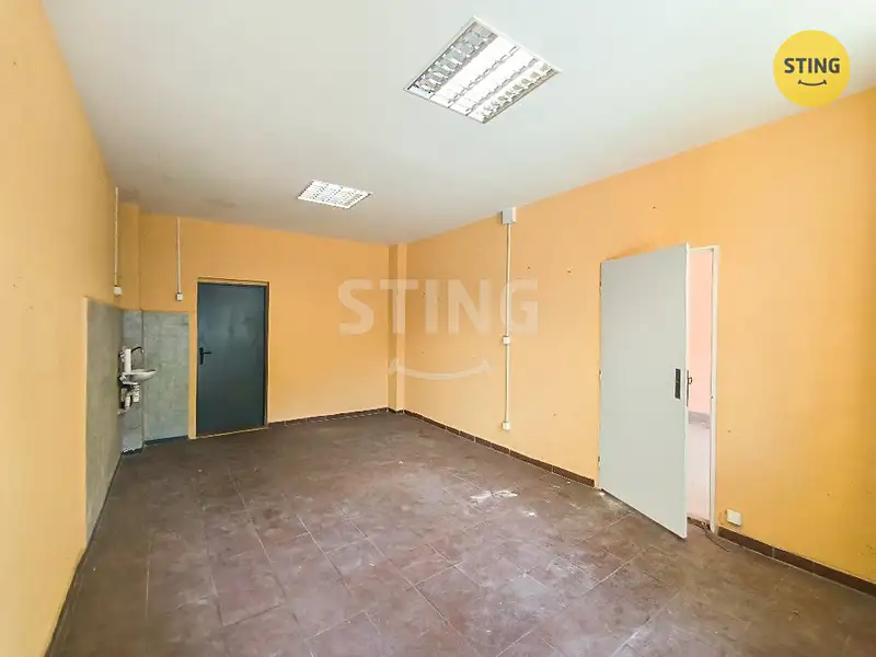 Pronájem výrobní haly, prostoru 106 m², Karviná – náhled fotky 2
