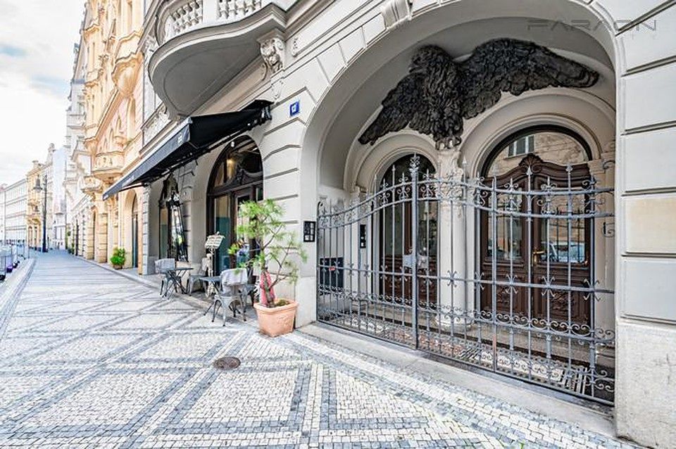 Pronájem bytu 3+1 154 m²